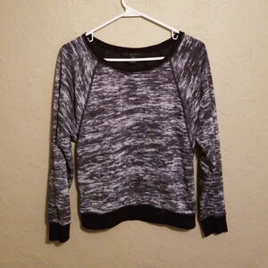 Tahari Heathered Black & Gray Sweater Small